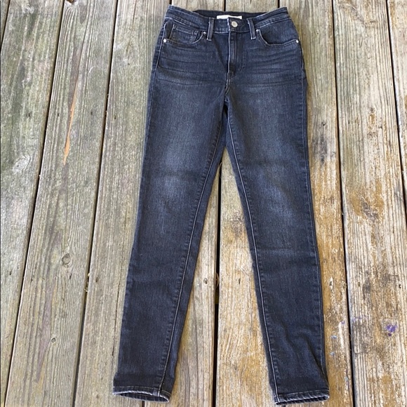 Levi's Denim - 🍁5/25!!! NWOT Levi’s 721 High rise skinny jeans